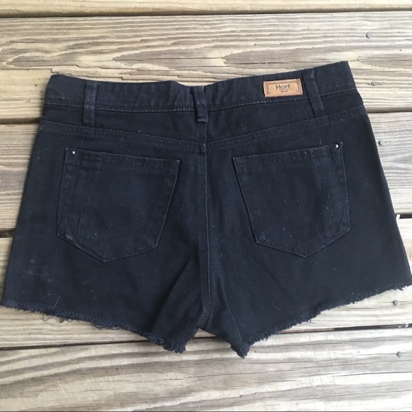 Hart brand high waisted shorts - Picture 2 of 4